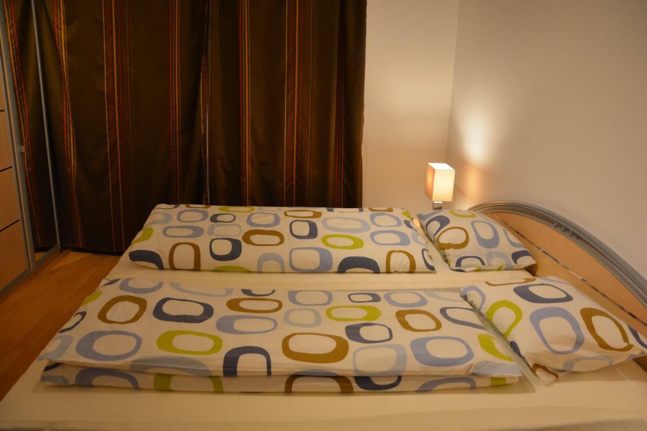 Apartman Zderadova 布尔诺 外观 照片