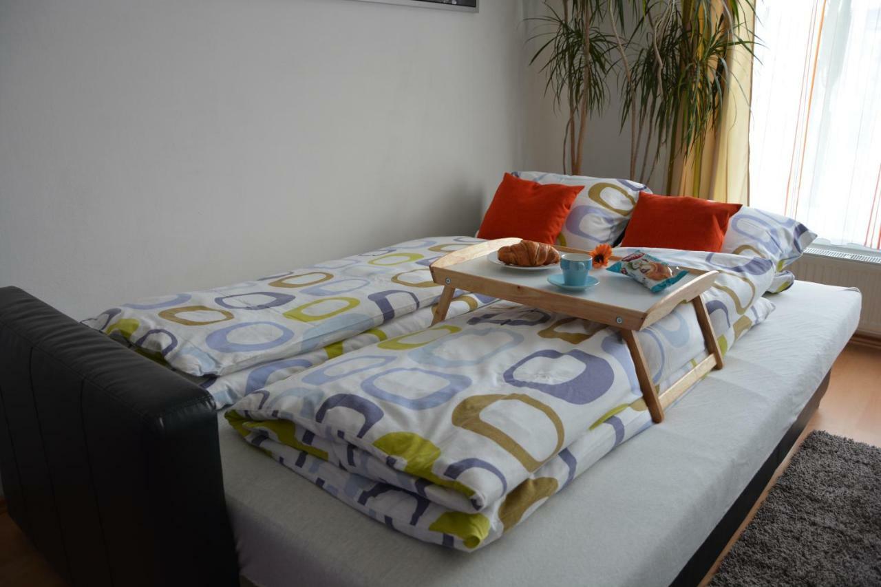 Apartman Zderadova 布尔诺 外观 照片